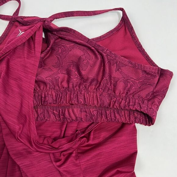 Old Navy Workout Top - Picture 8 of 9